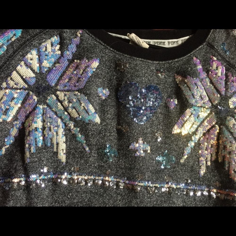 Pink snowflake sweater - Picture 2 of 7